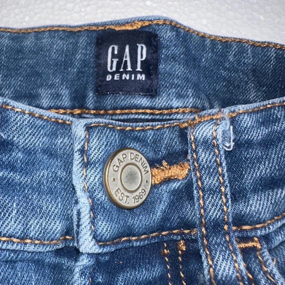 GAP classic straight